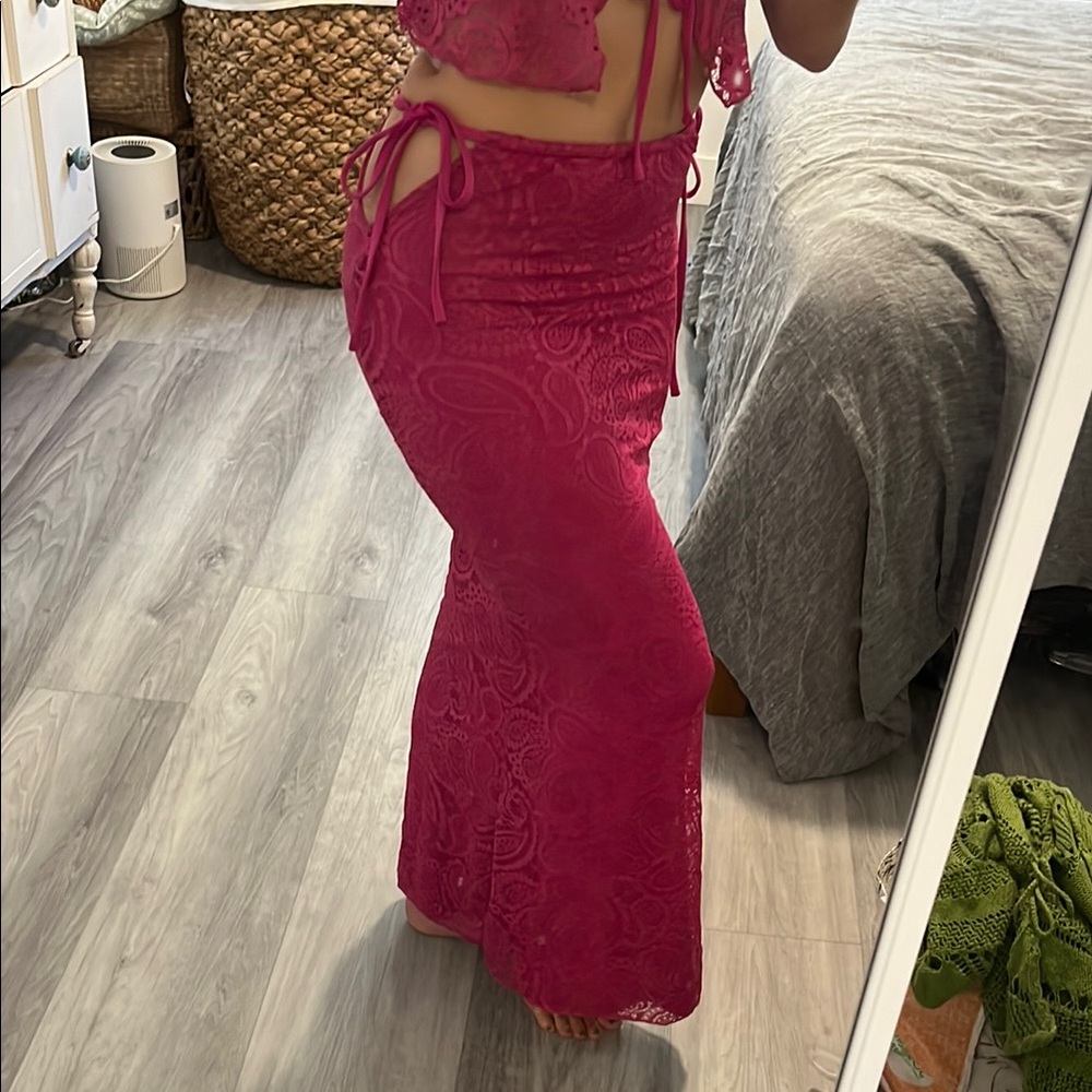 Vibrant Pink Lace Two-Piece Set - Picture 5 of 7